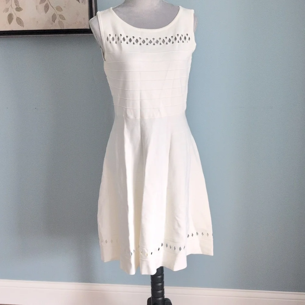 French Connection White Sleeveless Cutout Fit-and-Flare 'kai' 12 - Picture 2 of 11